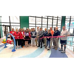 Oskaloosa and Carl A. Nelson celebrate natatorium completion